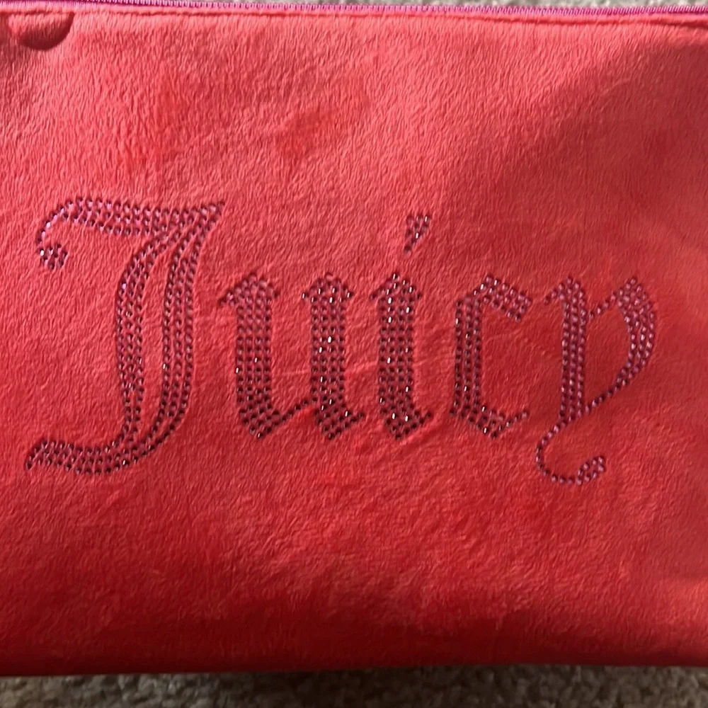 Juicy Couture chic juicy